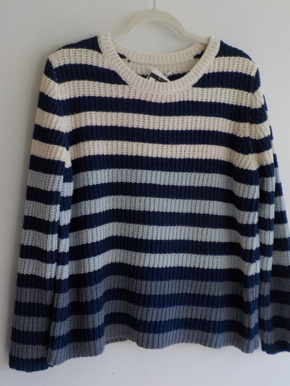 John Paul Richard Sweater - X-Large - NWT blue/white stripe crew (2476)